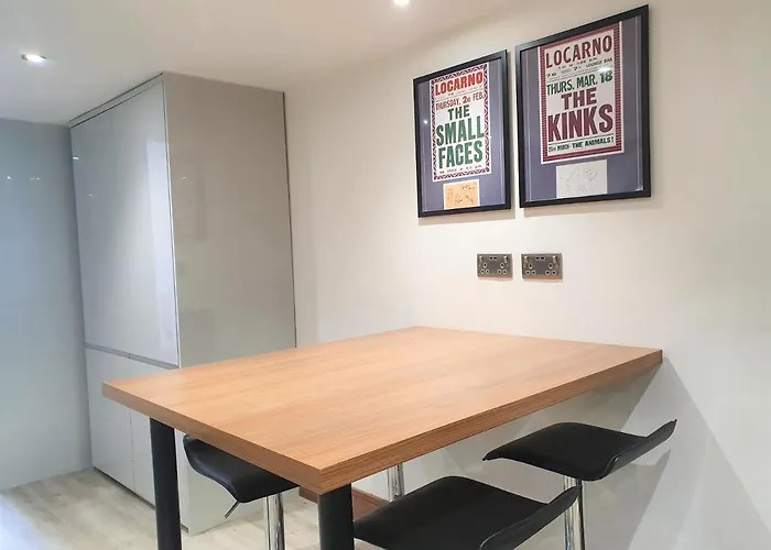Studios At 74